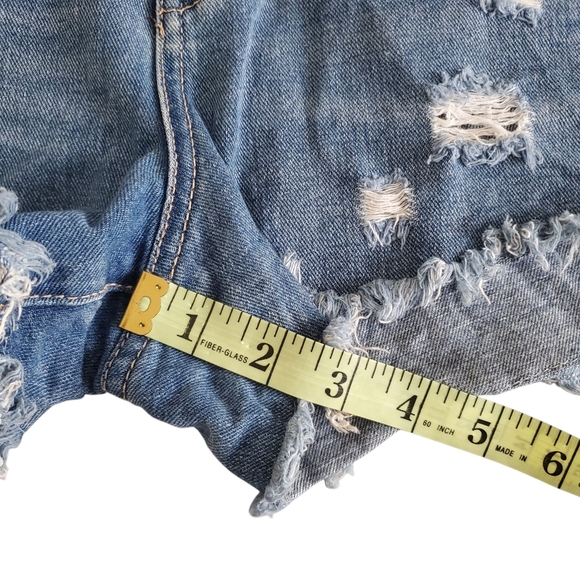 Free People Dolphin Ripped Denim True Blue Jean Shorts 29 Distressed Festival - Picture 12 of 15